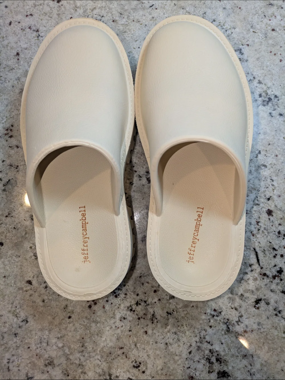 Jeffrey Campbell Ivory Platform Mule Clogs Lug Sole Slip On Shoes Women's 8 EU39